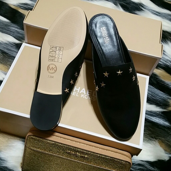 Michael Kors Natasha Star Slides - Picture 7 of 8